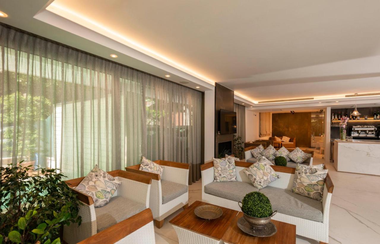Atlas Hotel Riccione Exterior photo