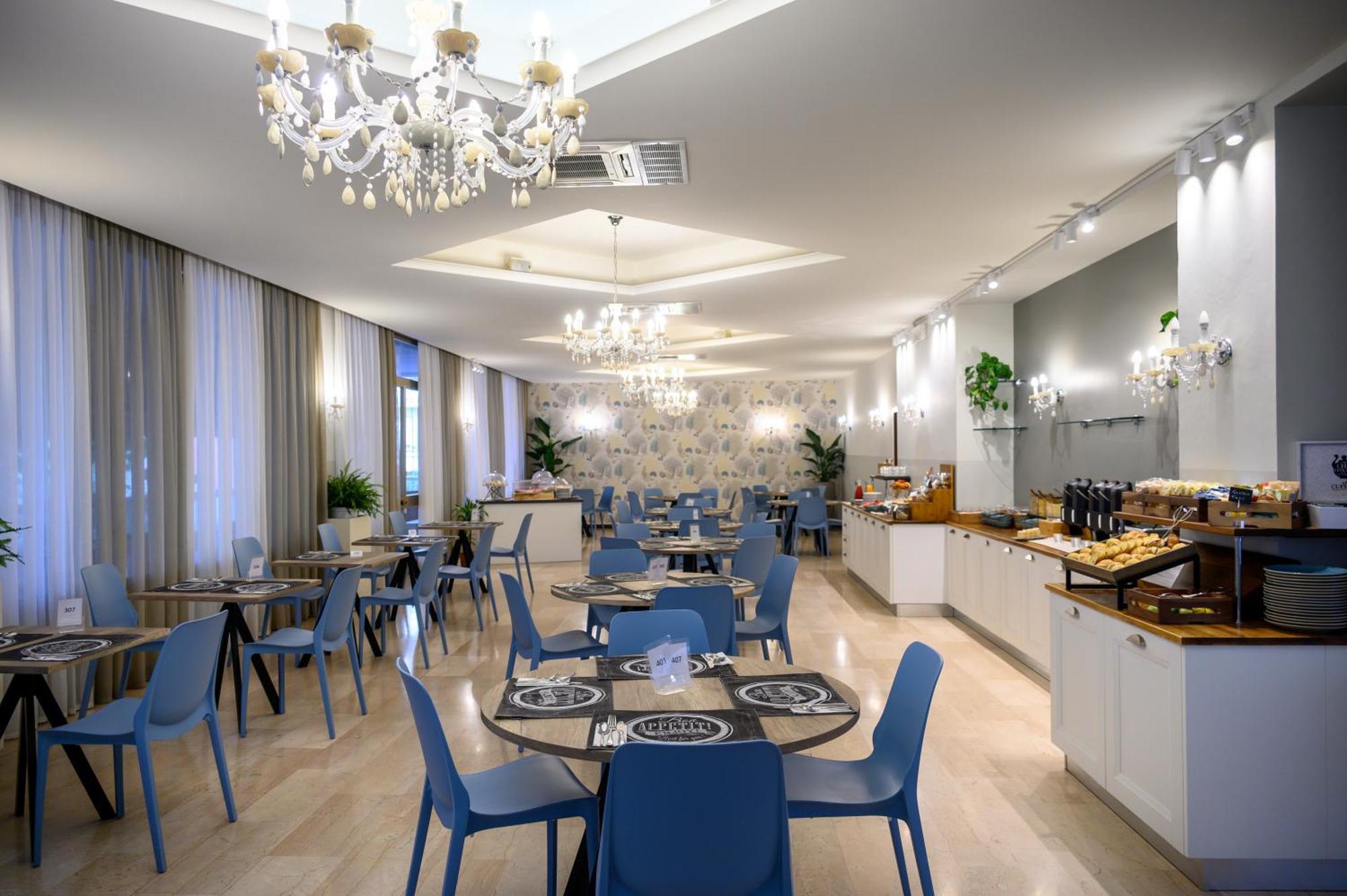 Atlas Hotel Riccione Exterior photo